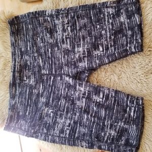 ATHLETA yoga/bike shorts